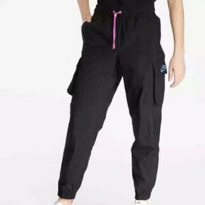 Nike Woven Joggers Size 4/6